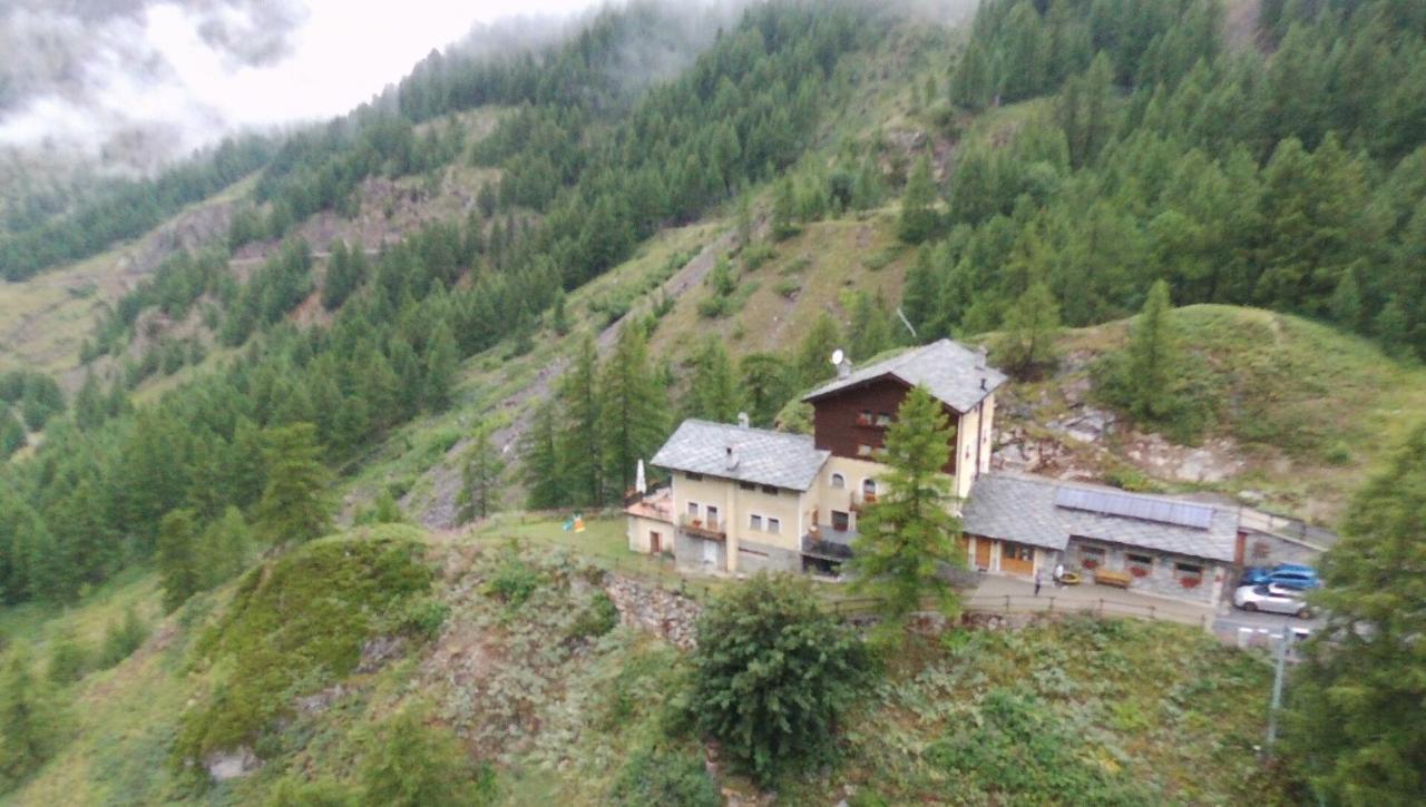 Locanda Lac Place Moulin Bionaz Zewnętrze zdjęcie